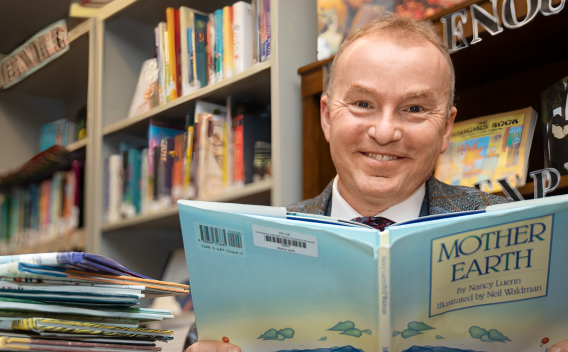 Professor Marek Oziewicz